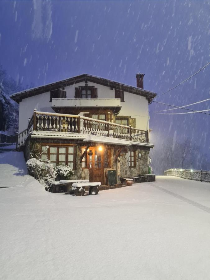 Hotel Rural El Sestil Dobres Екстер'єр фото