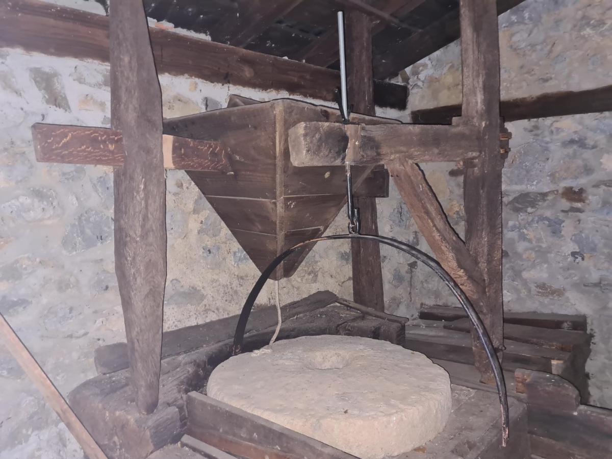 Hotel Rural El Sestil Dobres Екстер'єр фото
