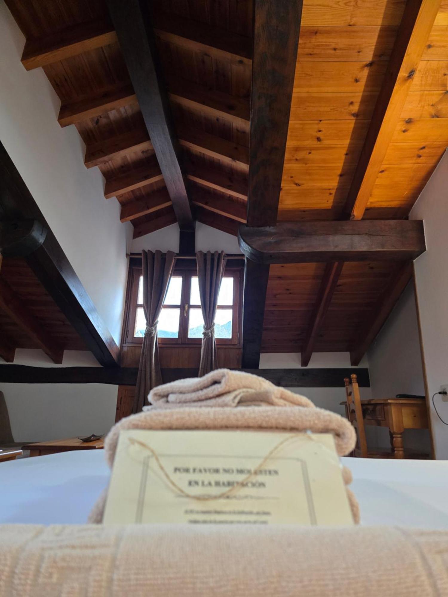 Hotel Rural El Sestil Dobres Екстер'єр фото