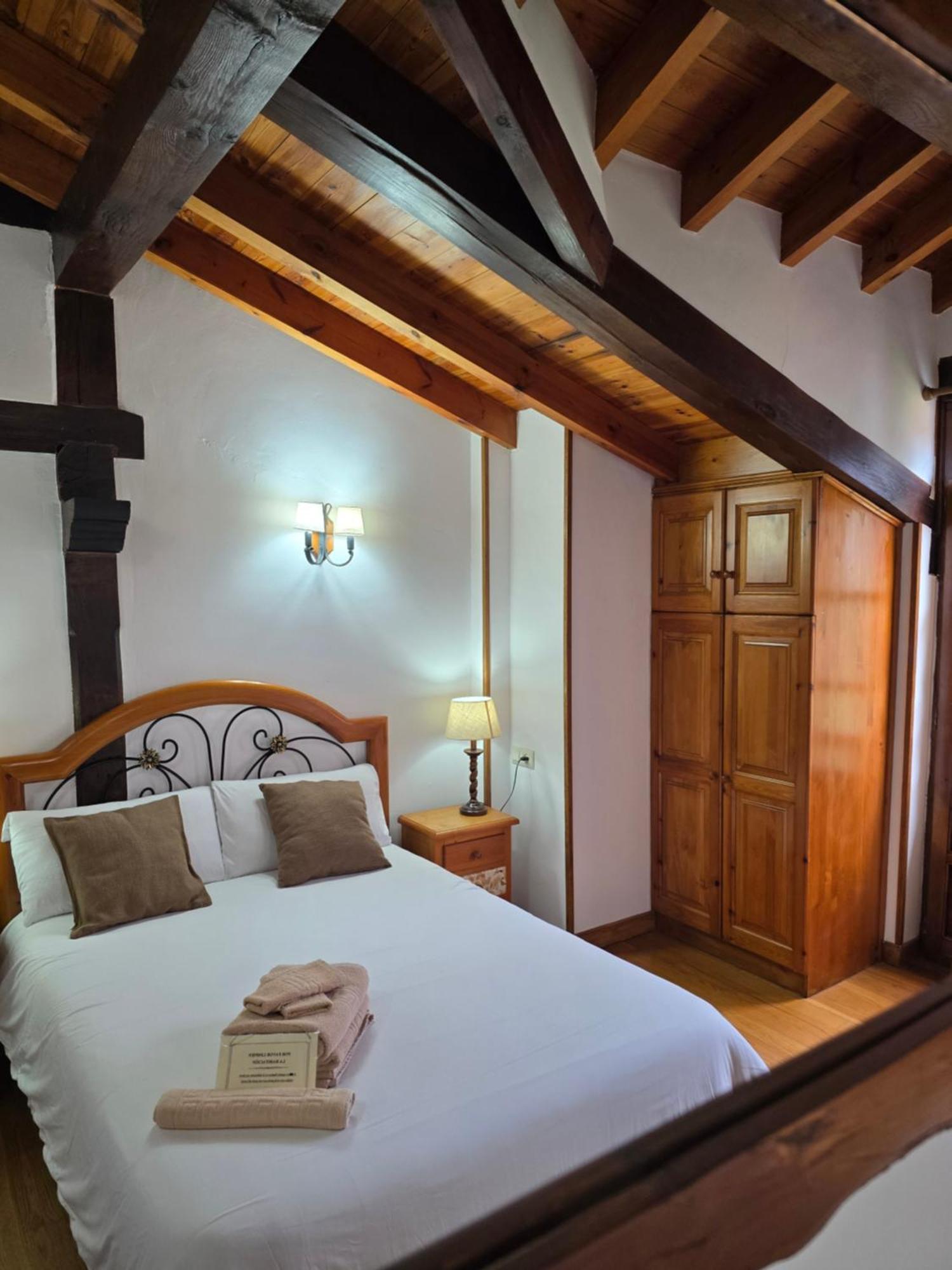 Hotel Rural El Sestil Dobres Екстер'єр фото